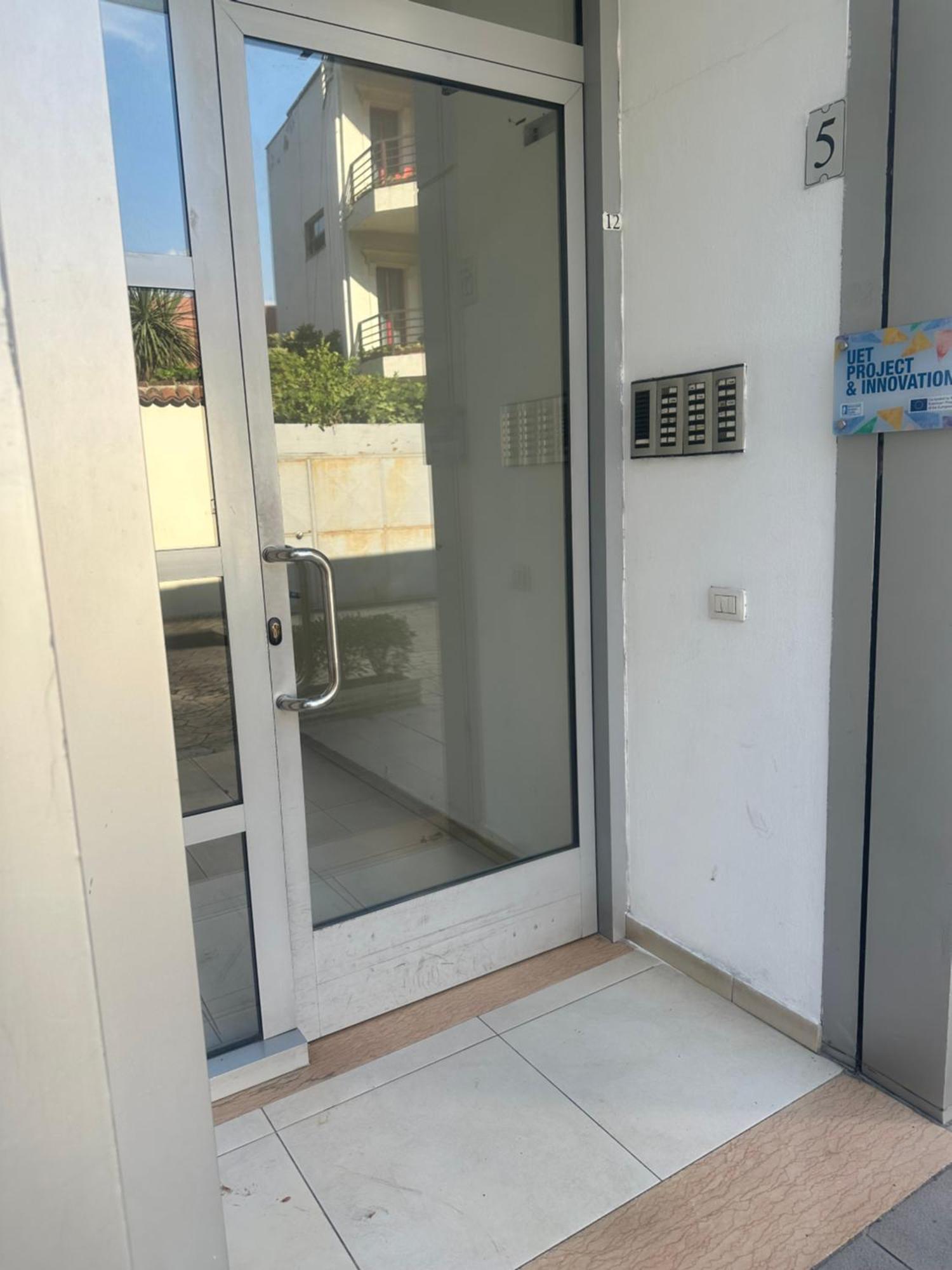 Kora Apartaments - Relaxing Escape Tirana Exterior foto